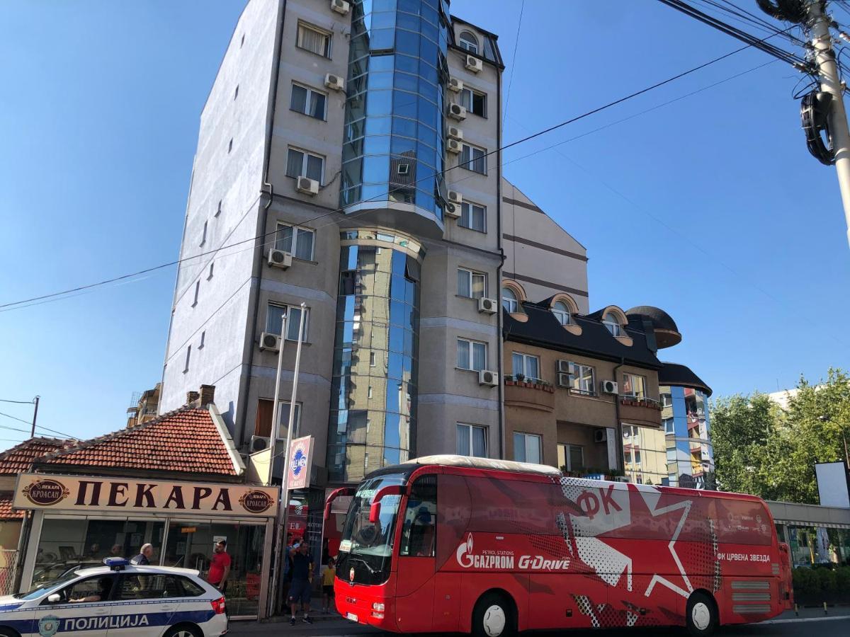 Ni Garni Hotel Rile Men מראה חיצוני תמונה