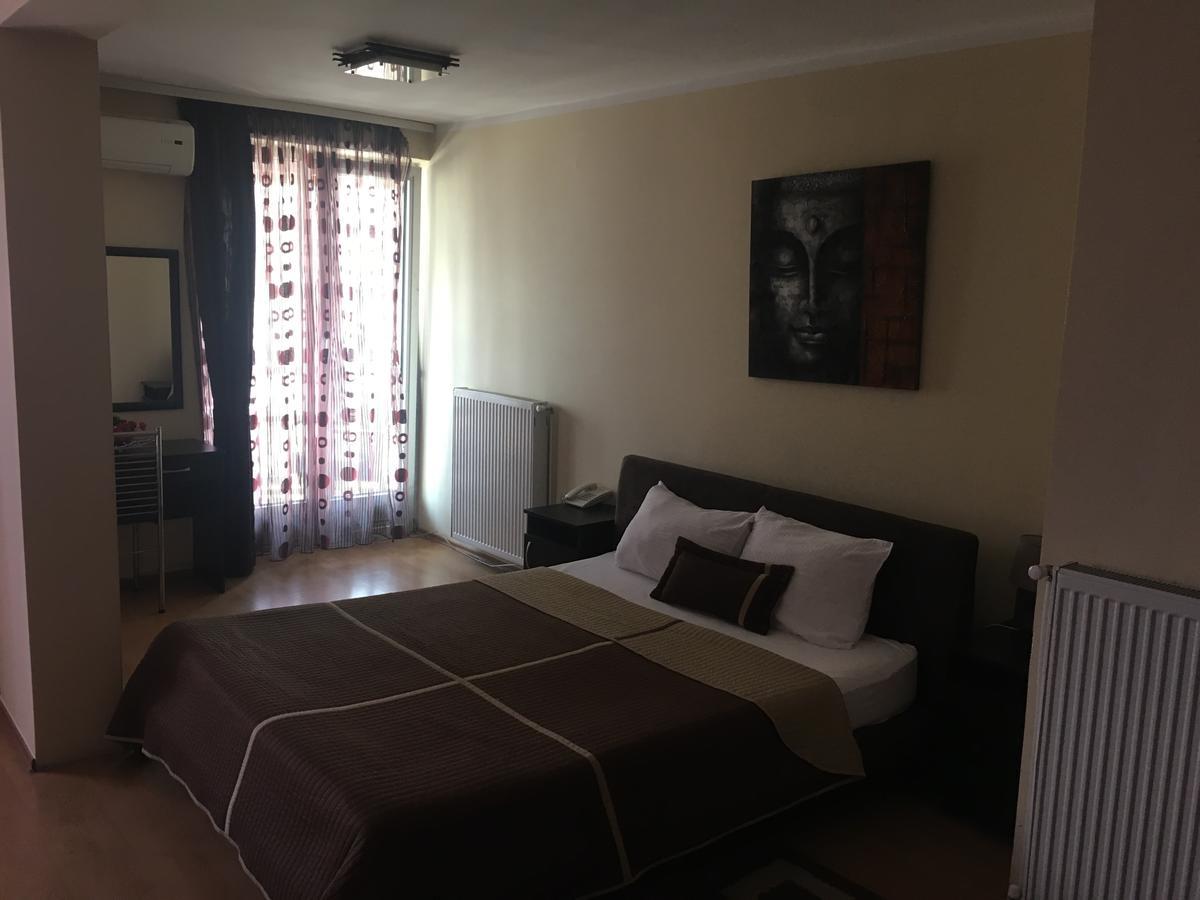 Ni Garni Hotel Rile Men מראה חיצוני תמונה