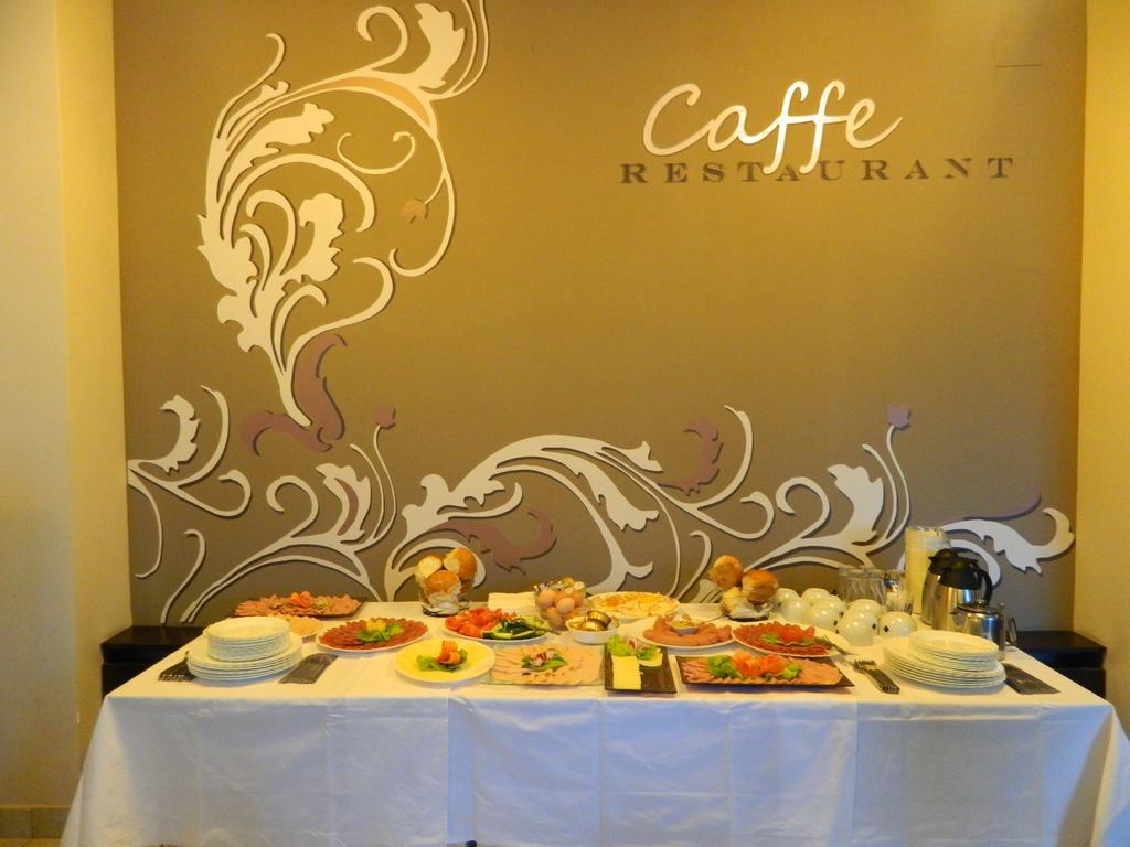 Ni Garni Hotel Rile Men מראה חיצוני תמונה